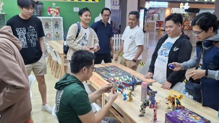 Clash of Collectibles (COC)